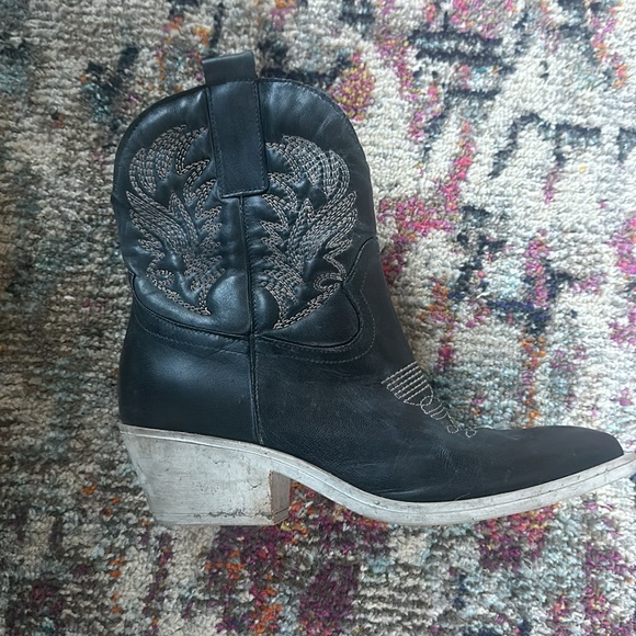 Southern Cowboy Boots - Picture 3 of 4